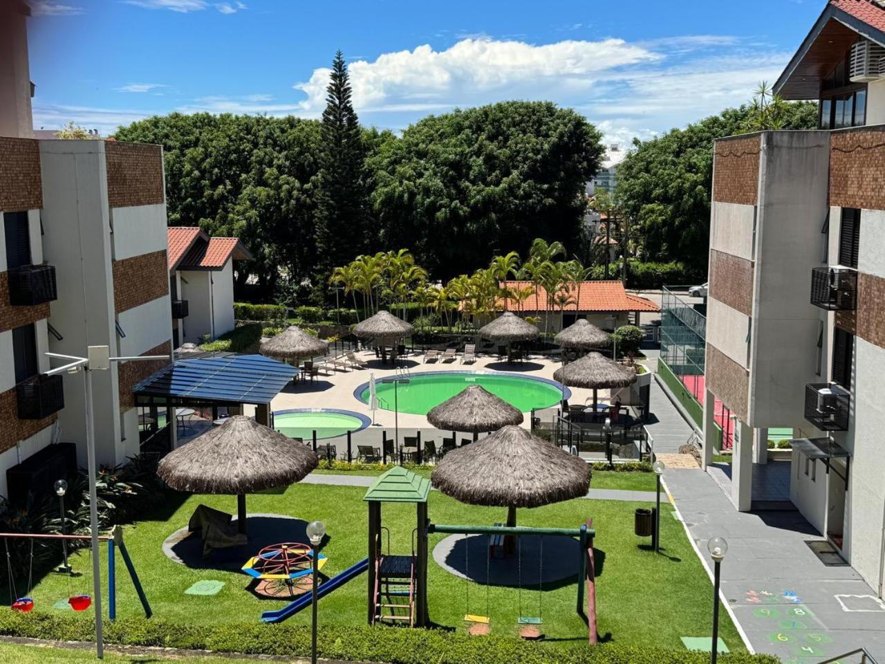 Apartamento De 3 Dormitorios Na Praia Brava - Condominio Curima Florianópolis Exterior foto